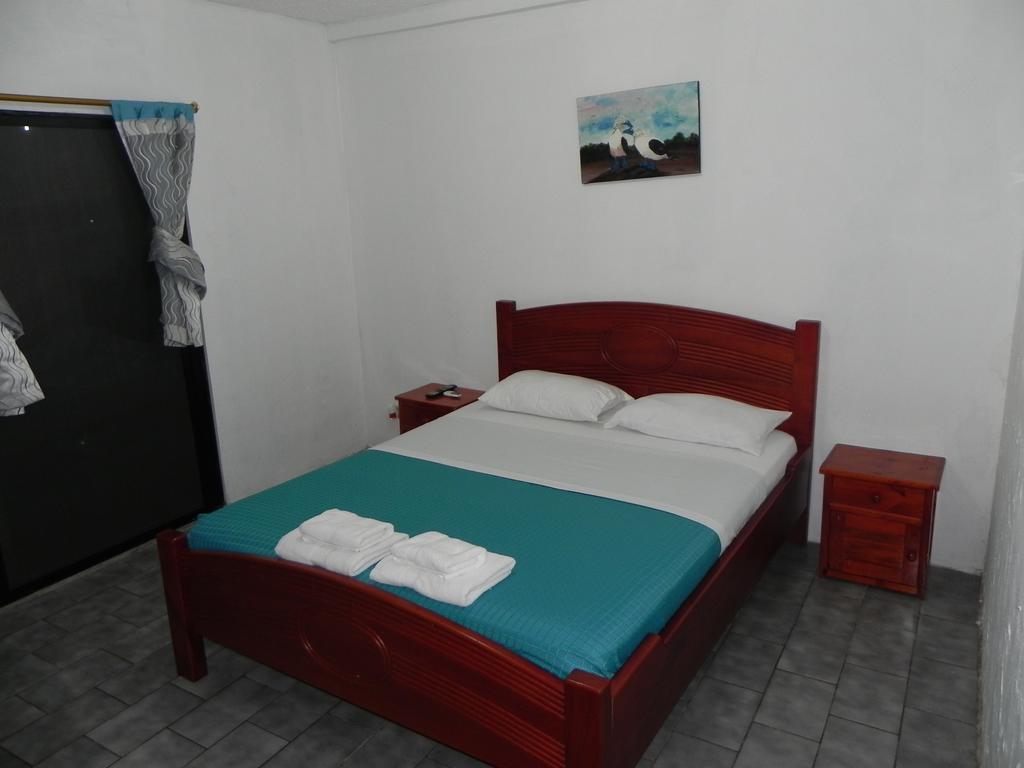 Hotel Galapagos Paradise Пуерто-Айора Екстер'єр фото